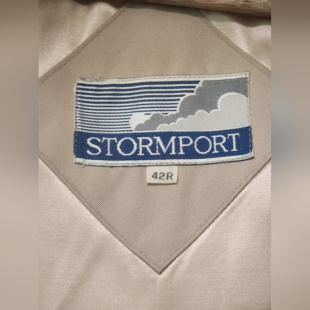 Stormport Vintage Tan Trench Coat Jacket With Soft Interior Liner Size 4… - Picture 10 of 16